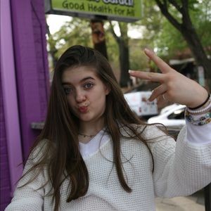 Meet your Posher, Jillian